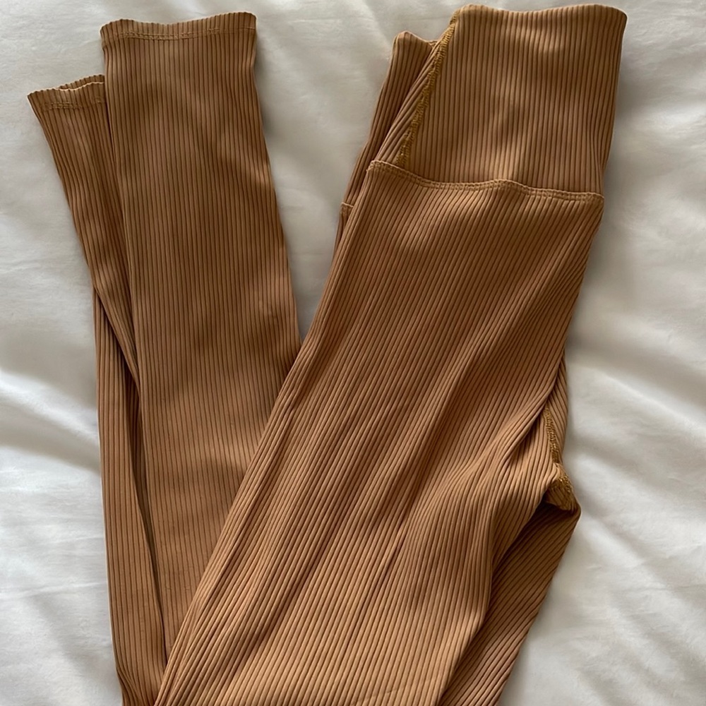 CARBON38 leggings camel color